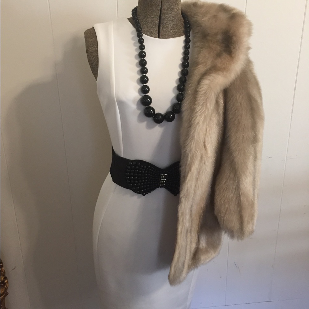 Fur Cape - Picture 3 of 5